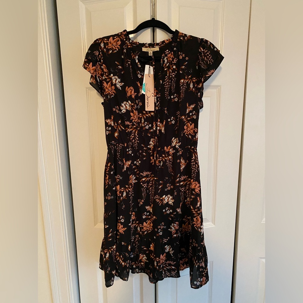 NWT - Les Serein Clio Flutter Sleeve A-Line Dress, Black, M